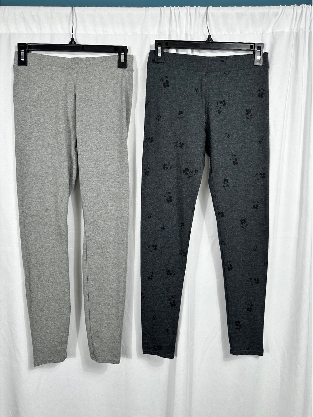 Lauren Conrad 2pk Women's Mid Rise Leggings Size Small - Gray and Dark Gray